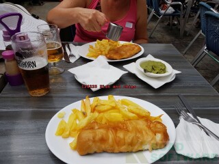 124225 Fish and chips